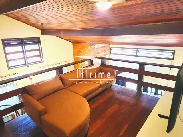 Casa com 492m² 3 quartos e 5 banheiros, para alugar, no bairro Camboinhas em Niterói
