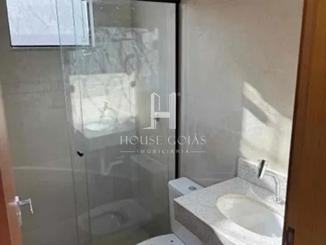 Casa com 187m² 3 quartos e 2 banheiros, à venda, no bairro Residencial Triunfo em Goianira