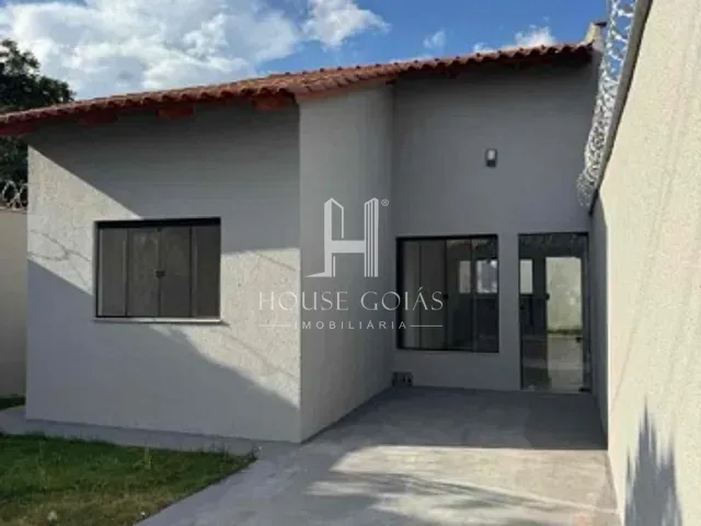 Casa com 187m² 3 quartos e 2 banheiros, à venda, no bairro Residencial Triunfo em Goianira