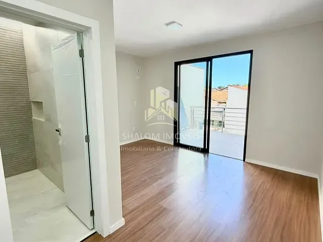 Casa 3 quartos e 2 banheiros, à venda, no bairro Santa Amélia em Belo Horizonte