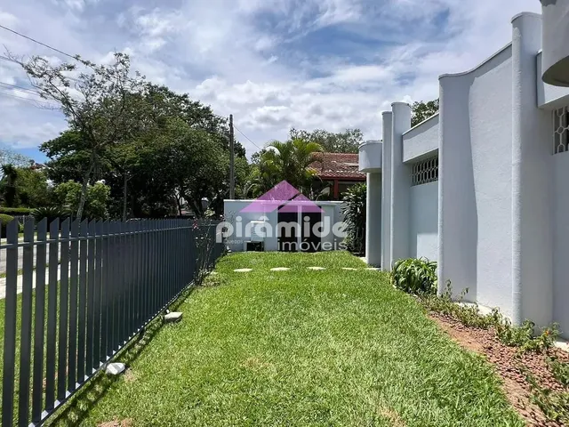 Casa com 10m² 5 quartos e 3 banheiros, para alugar, no bairro Jardim Apolo em São José Dos Campos