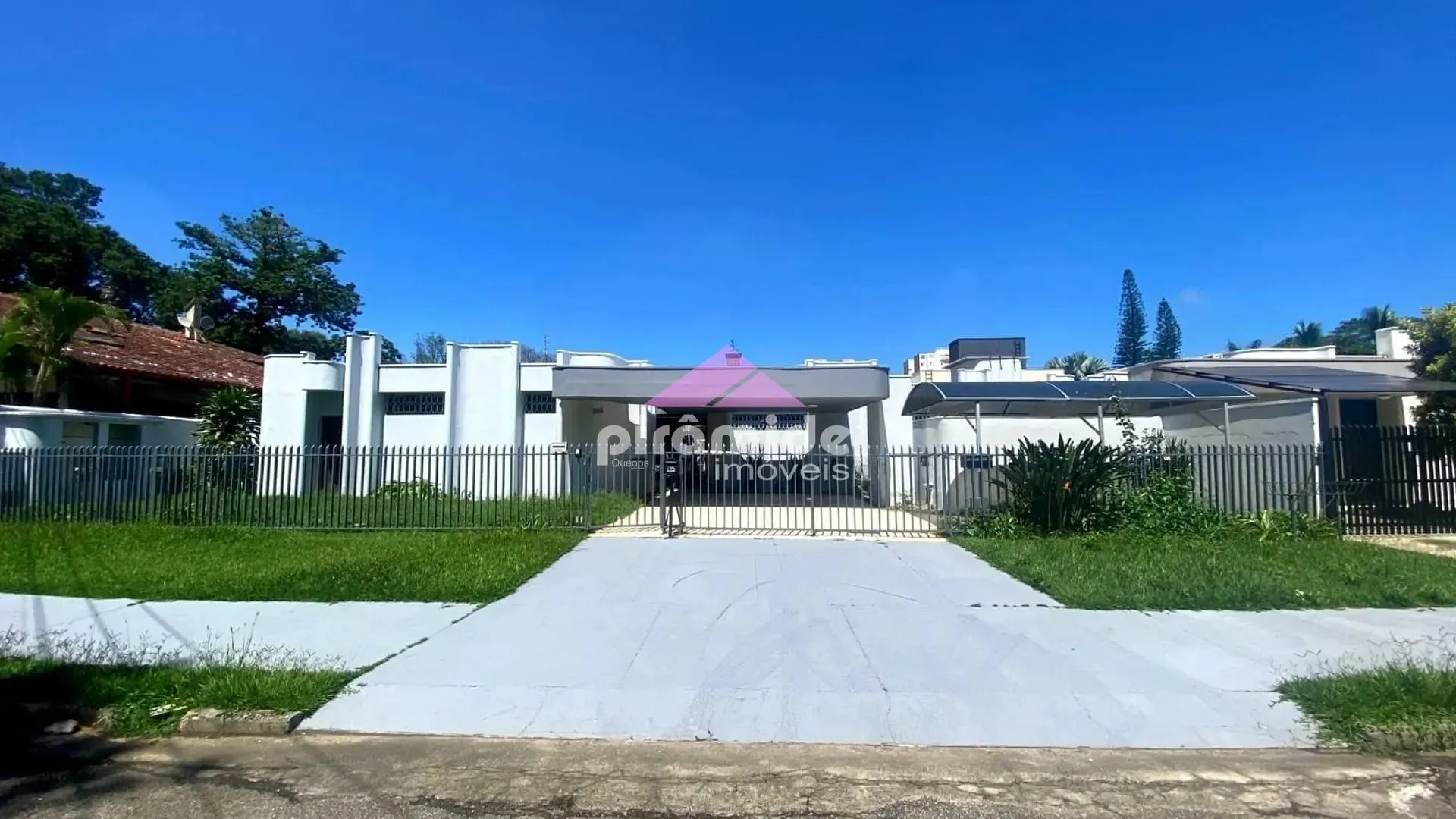 Casa, 5 quartos, 300 m² - Foto 1