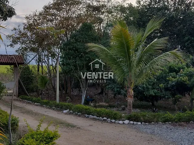 Casa com 6000m² 3 quartos e 3 banheiros, à venda, no bairro Vila Caetano em Taubaté