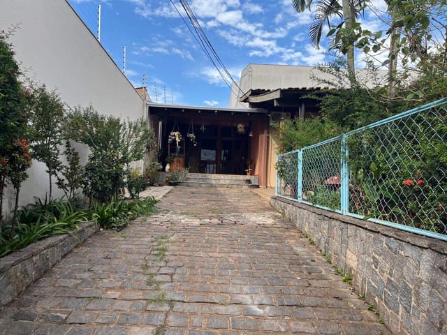 Foto do Casa - Casa para locação, com 05 quartos, 150 m² útil, Vila Portuguesa, Londrina/PR. | ZBM NEGOCIOS IMOBILIARIOS