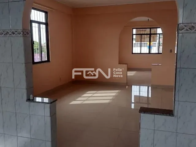 Casa para alugar, no bairro Centro em Camaçari