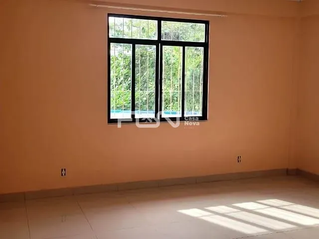 Casa para alugar, no bairro Centro em Camaçari
