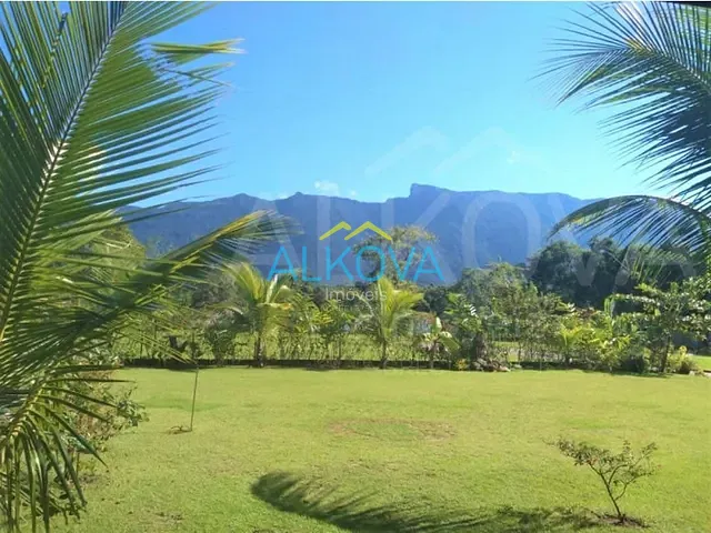 Casa com 518m² 3 quartos e 3 banheiros, à venda, no bairro Praia Dura em Ubatuba