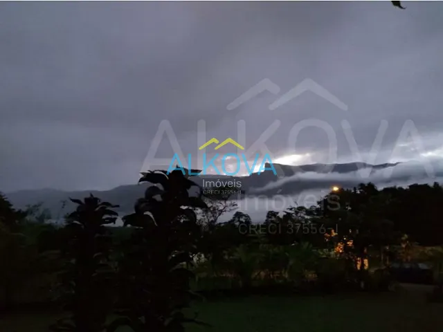 Casa com 518m² 3 quartos e 3 banheiros, à venda, no bairro Praia Dura em Ubatuba