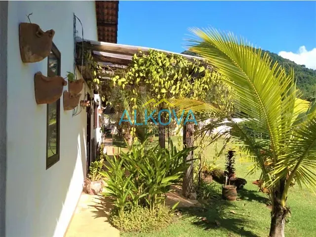 Casa com 518m² 3 quartos e 3 banheiros, à venda, no bairro Praia Dura em Ubatuba