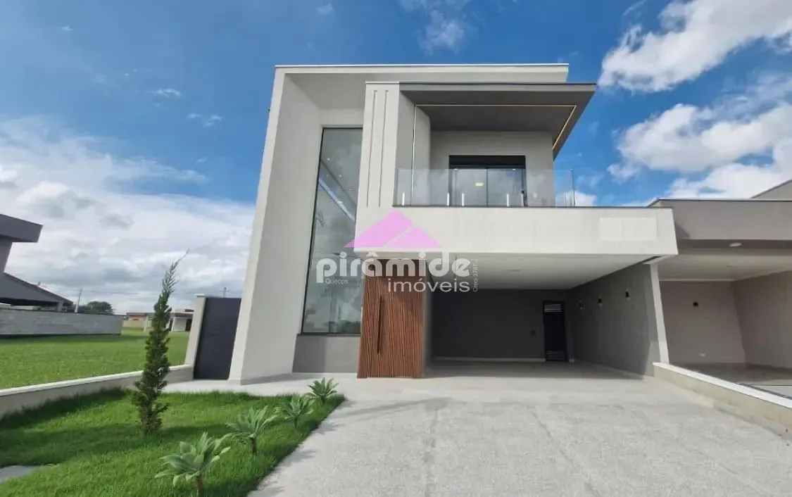 Casa, 3 quartos, 218 m² - Foto 1