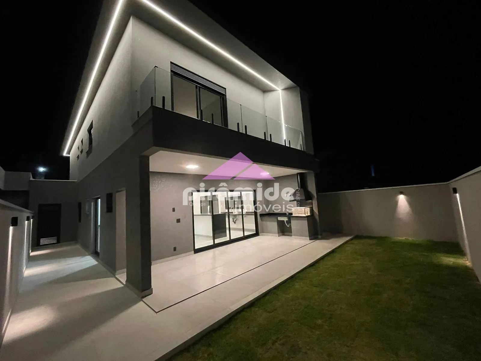 Casa, 3 quartos, 218 m² - Foto 34