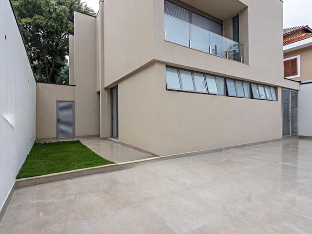 Casa com 504m² 4 quartos e 5 banheiros, à venda, no bairro Alto de Pinheiros em São Paulo