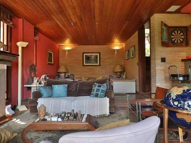 Casa com 1351m² 7 quartos e 9 banheiros, à venda, no bairro Morada dos Pássaros em Barueri