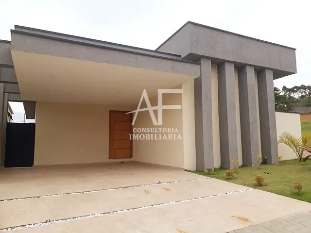 Casa com 279m² 2 quartos e 3 banheiros, à venda, no bairro Jardim Maria Augusta em Taubaté