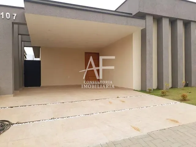 Casa com 279m² 2 quartos e 3 banheiros, à venda, no bairro Jardim Maria Augusta em Taubaté