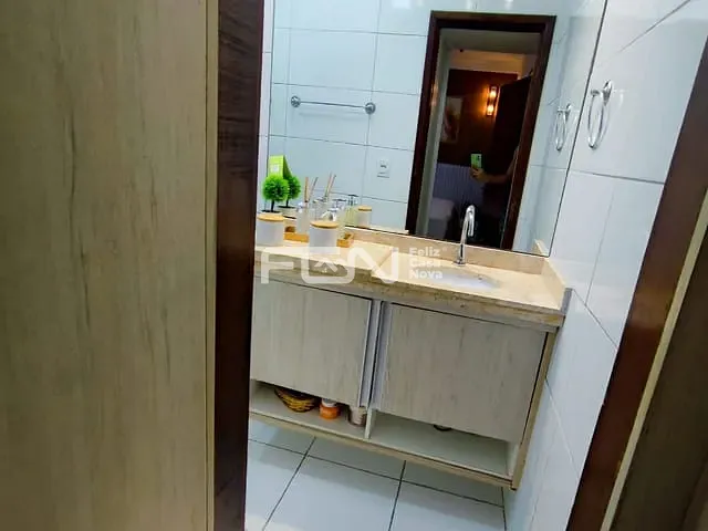 Casa 2 quartos e 2 banheiros, à venda, no bairro Vila Praiana em Lauro de Freitas