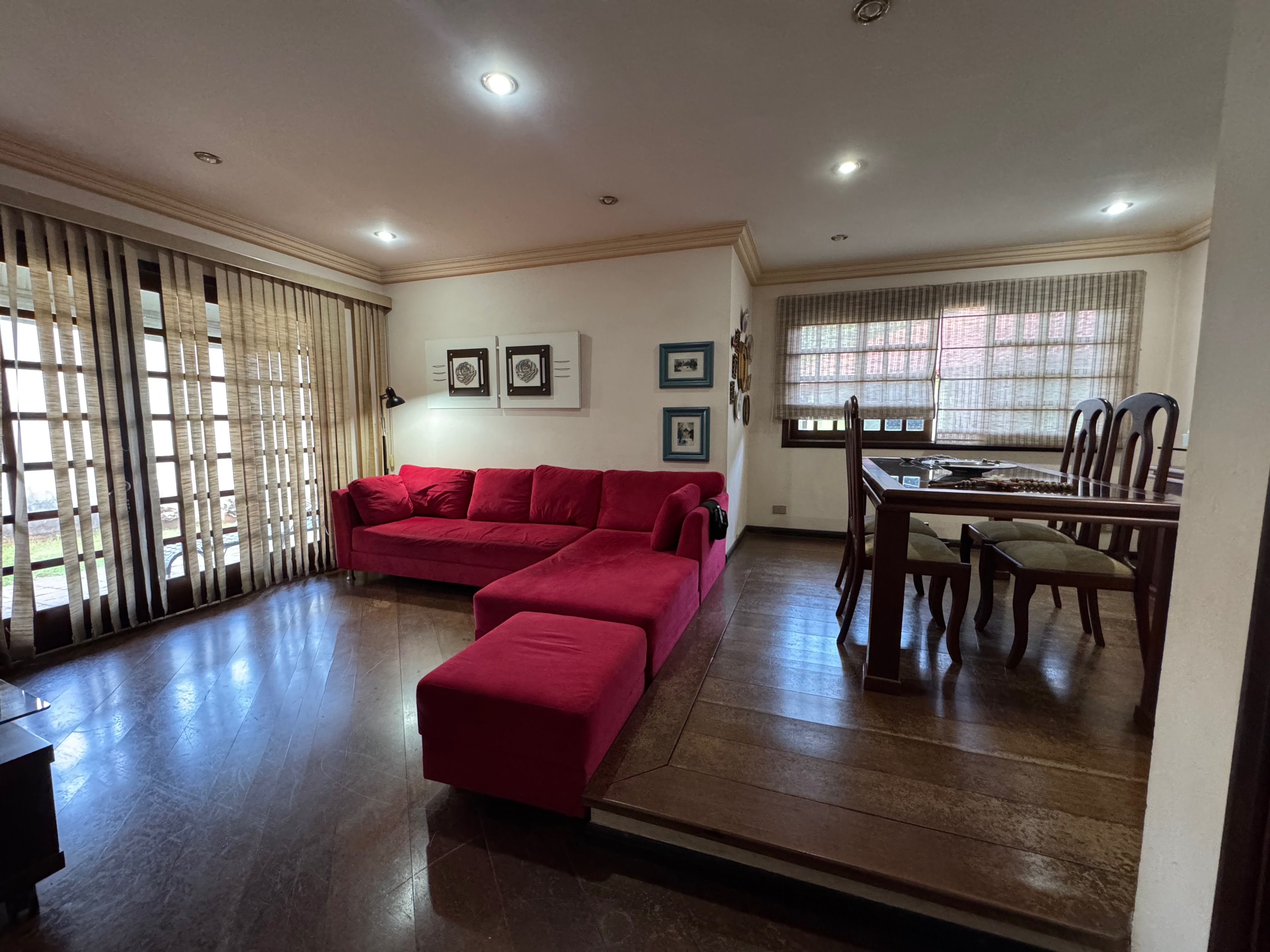 Casa, 3 quartos, 231 m² - Foto 3