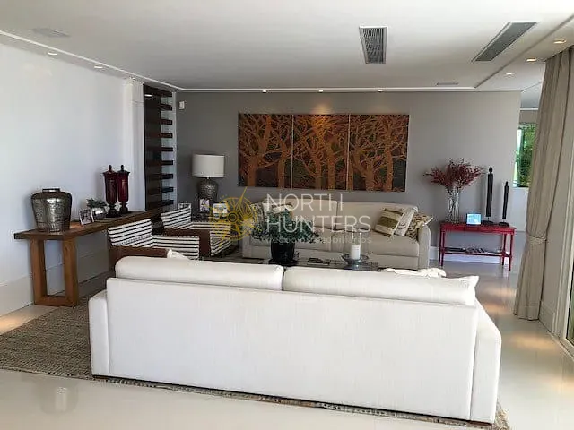Casa com 1372m² 6 quartos e 9 banheiros, à venda, no bairro Praia Brava em Florianópolis