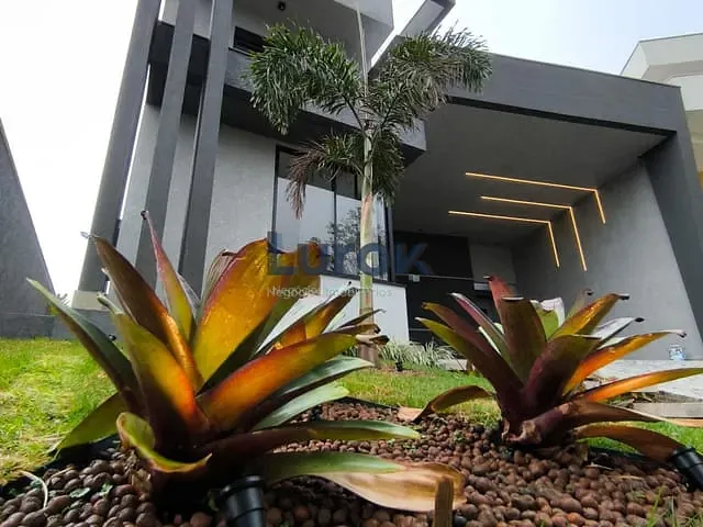 Casa com 294m² 3 quartos e 4 banheiros, à venda, no bairro Condomínio Residencial Canterville Residence em Valinhos