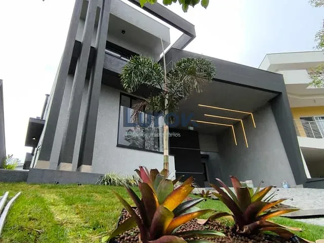 Casa com 294m² 3 quartos e 4 banheiros, à venda, no bairro Condomínio Residencial Canterville Residence em Valinhos