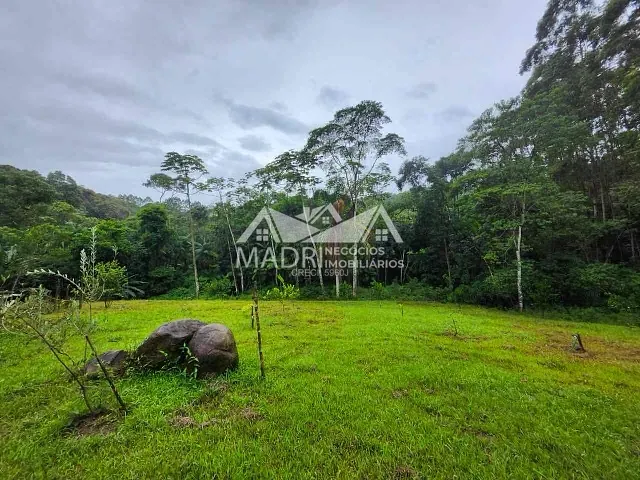 Casa com 3025m² 2 quartos e 1 banheiro, à venda, no bairro Fazenda do Sacramento em Águas Mornas