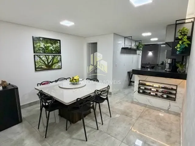 Casa 3 quartos e 3 banheiros, à venda, no bairro Parque Xangri-Lá em Contagem