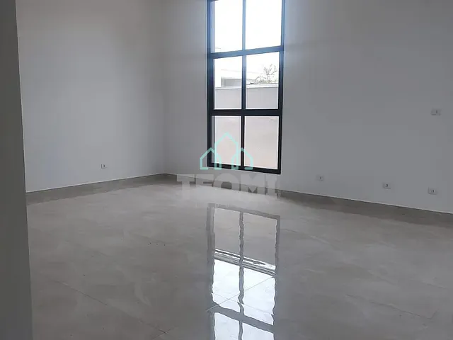 Casa com 355m² 3 quartos e 5 banheiros, à venda ou para alugar, no bairro Jardim Santa Teresa em Taubaté