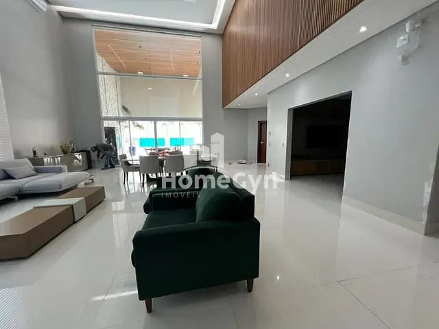 Casa com 845m² 5 quartos e 6 banheiros, à venda, no bairro Jardins Munique em Goiânia