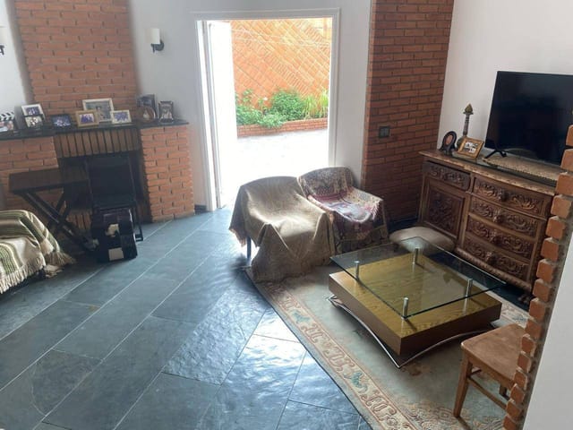 Casa com 360m² 3 quartos e 4 banheiros, à venda, no bairro Alphaville em Santana de Parnaíba