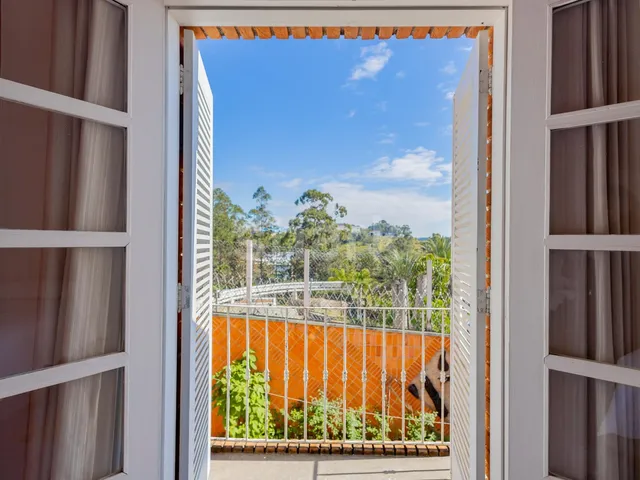 Casa com 360m² 3 quartos e 4 banheiros, à venda, no bairro Alphaville em Santana de Parnaíba
