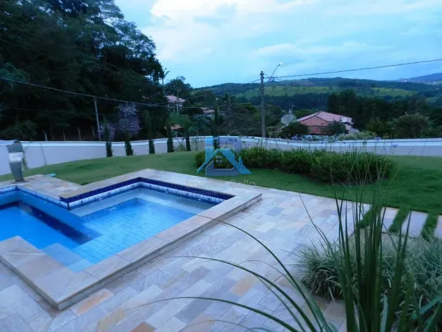 Casa com 1330m² 4 quartos e 3 banheiros, à venda, no bairro Cachoeiras do Imaratá em Itatiba