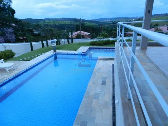 Casa com 1330m² 4 quartos e 3 banheiros, à venda, no bairro Cachoeiras do Imaratá em Itatiba