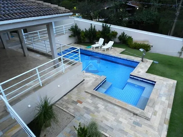 Casa com 1330m² 4 quartos e 3 banheiros, à venda, no bairro Cachoeiras do Imaratá em Itatiba