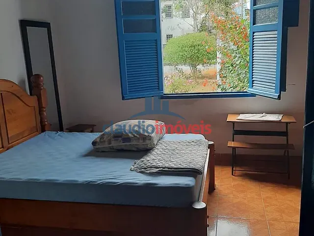 Casa 5 quartos e 2 banheiros, à venda ou para alugar, no bairro centro em Bananal