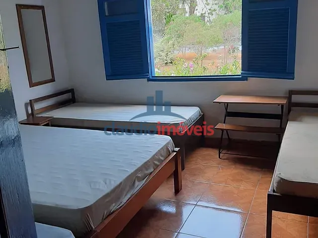 Casa 5 quartos e 2 banheiros, à venda ou para alugar, no bairro centro em Bananal
