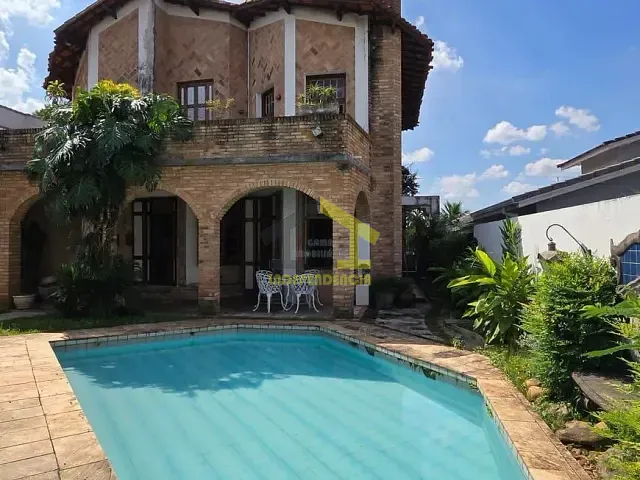 Casa com 680m² 4 quartos e 6 banheiros, à venda, no bairro Nova Higienópolis em Jandira