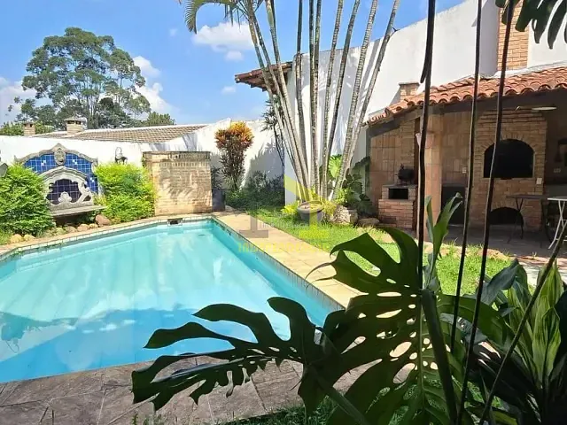 Casa com 680m² 4 quartos e 6 banheiros, à venda, no bairro Nova Higienópolis em Jandira