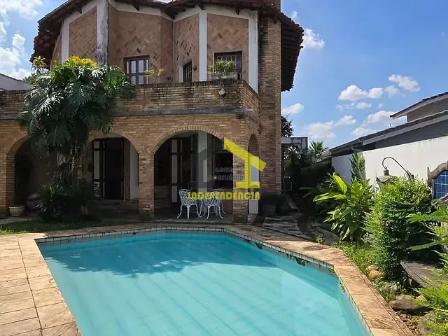 Casa com 680m² 4 quartos e 6 banheiros, à venda, no bairro Nova Higienópolis em Jandira