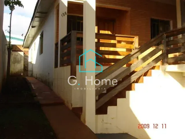 Casa com 292m², à venda, no bairro Bancários em Londrina