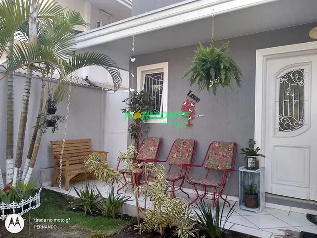 Casa com 252m² 4 quartos e 5 banheiros, à venda ou para alugar, no bairro Urbanova em São José dos Campos