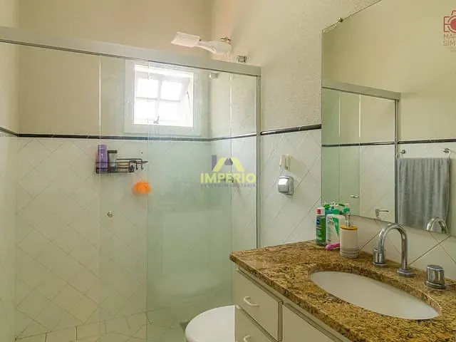 Casa 2 quartos e 4 banheiros, à venda ou para alugar, no bairro Terras de Santa Rosa II em Salto
