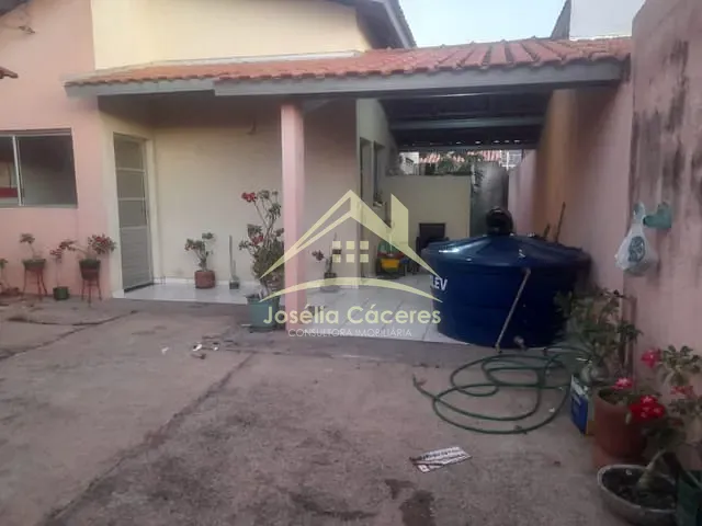 Casa com 200m², à venda, no bairro Petrópolis em Várzea Grande