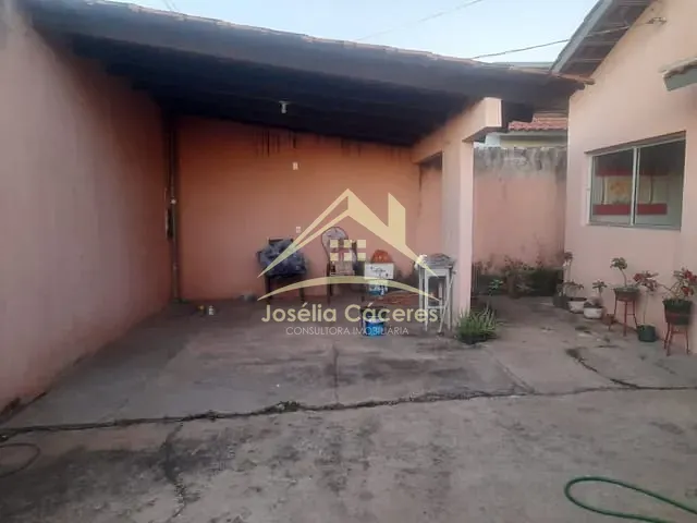 Casa com 200m², à venda, no bairro Petrópolis em Várzea Grande