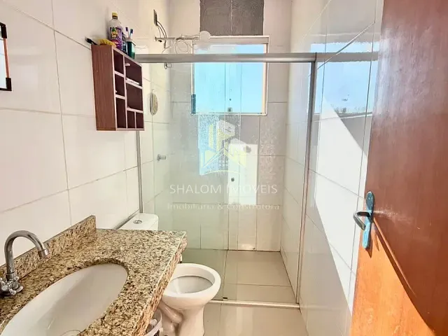 Casa 2 quartos e 1 banheiro, à venda, no bairro Parque Xangri-Lá em Contagem