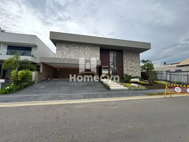 Casa com 850m² 6 quartos e 7 banheiros, à venda, no bairro Jardins Munique em Goiânia