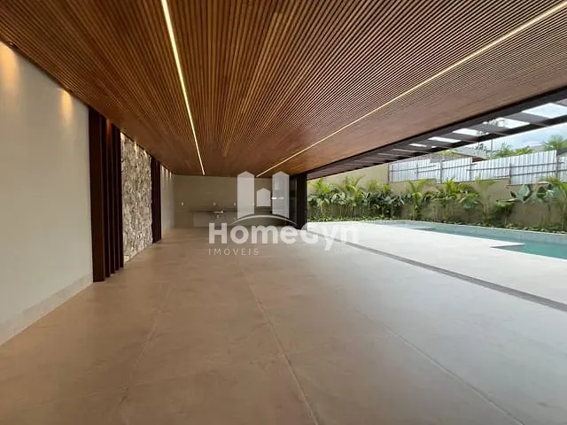 Casa com 850m² 6 quartos e 7 banheiros, à venda, no bairro Jardins Munique em Goiânia