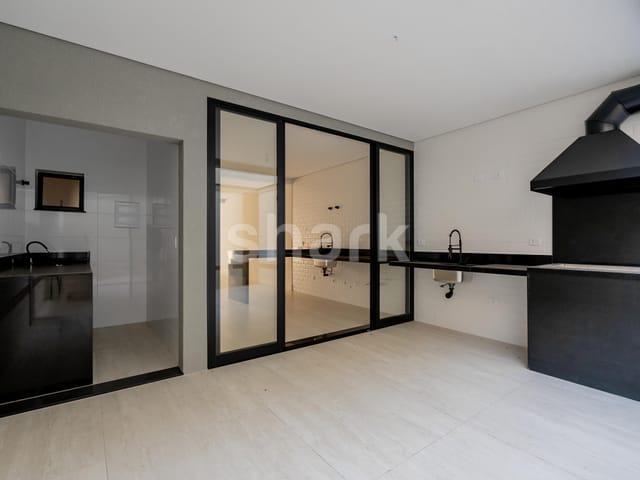Casa com 210m² 3 quartos e 5 banheiros, à venda, no bairro Parque São Domingos em São Paulo