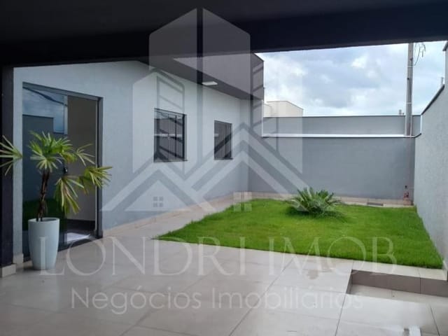 Casa 3 quartos e 2 banheiros, à venda, no bairro Colúmbia em Londrina