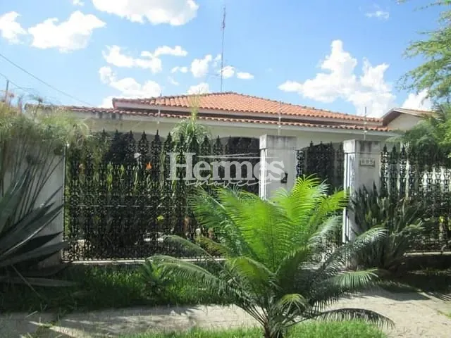 Casa com 540m² 4 quartos e 5 banheiros, para alugar, no bairro Jardim de Itapoan em Paulínia