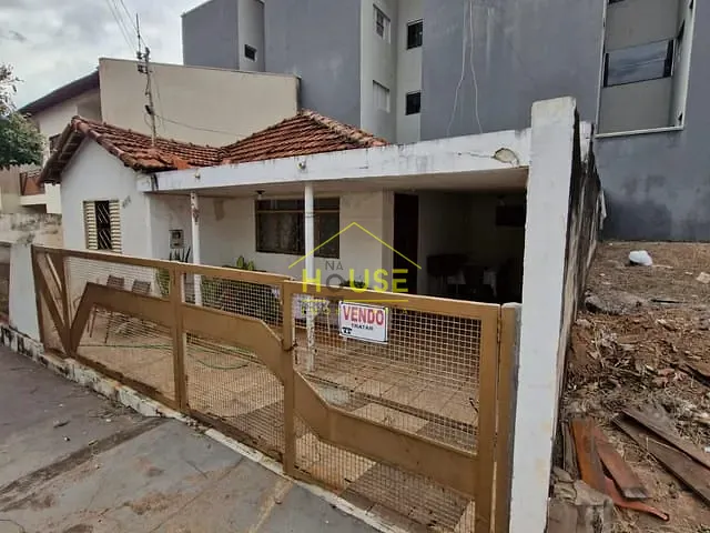 Casa 2 quartos e 1 banheiro, à venda, no bairro Jardim Genevi em Fernandópolis